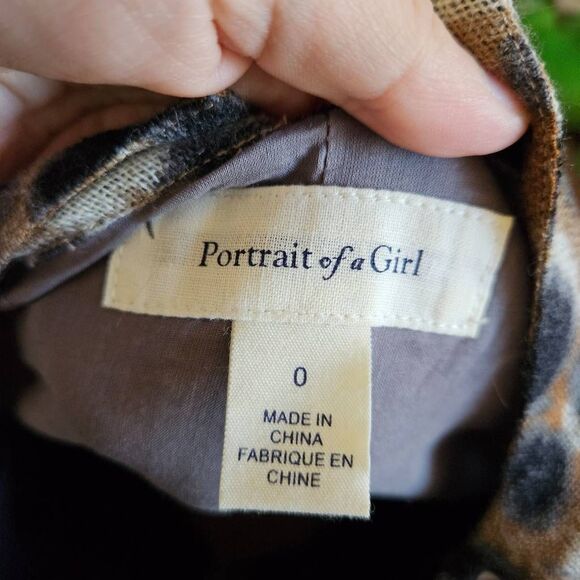 Portrait of a Girl Wool Blouse - Picture 6 of 9